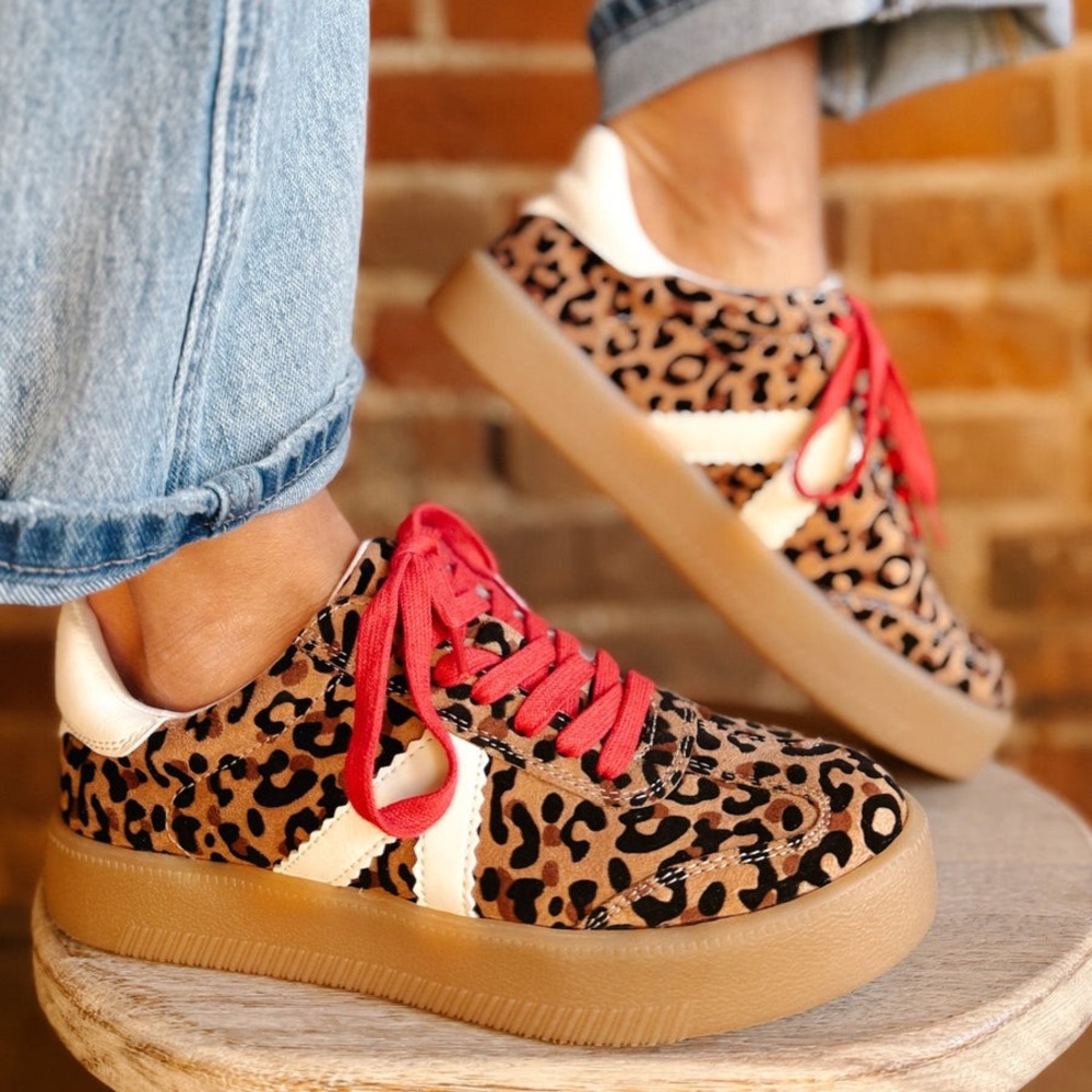 nwot MIA Leopard Print Sneakers Red Laces Gum Sole Casual Street Style 8.5